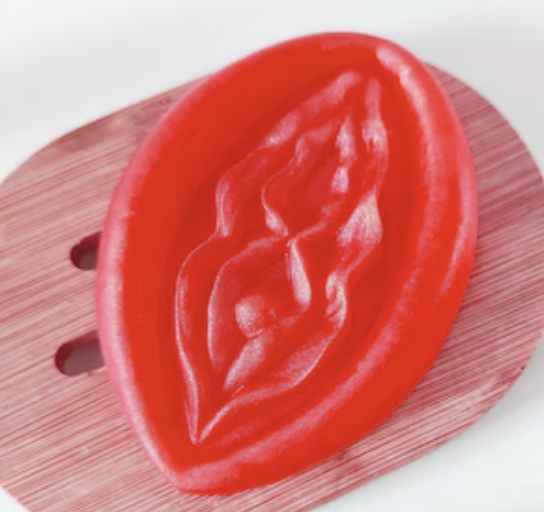 DIABLO PICANTE: dos jabones perfumados con forma de vulva