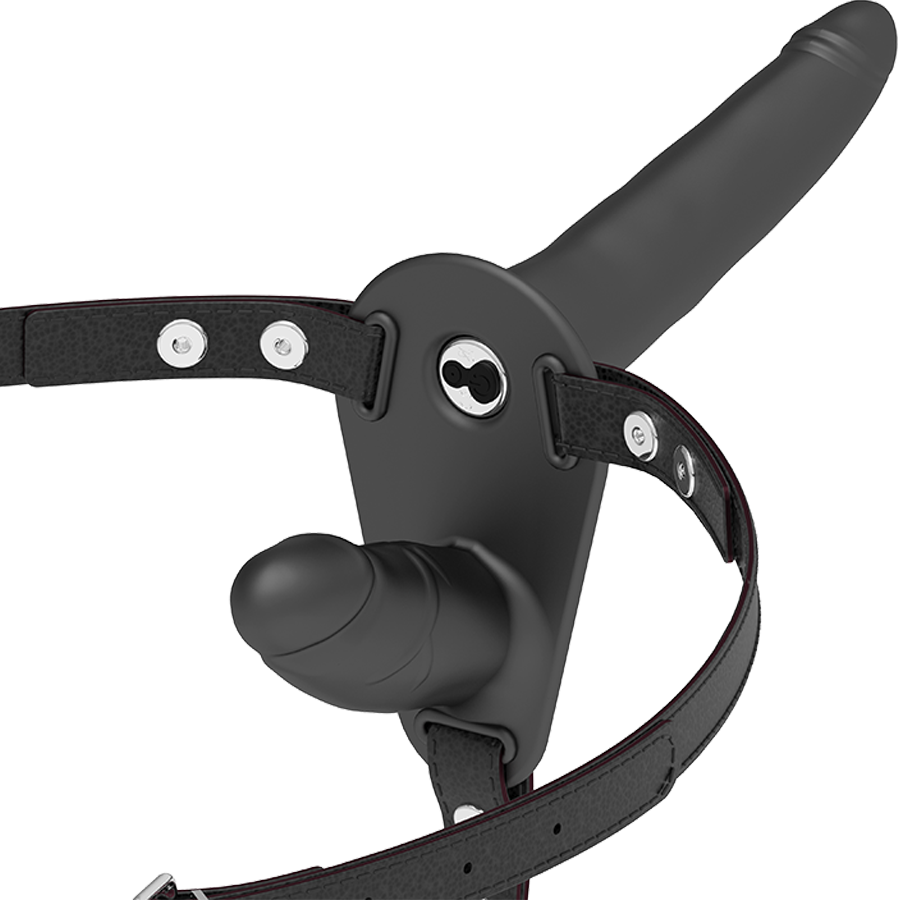 FETISH SUBMISSIVE HARNESS Arnés strap on doble con vibrador